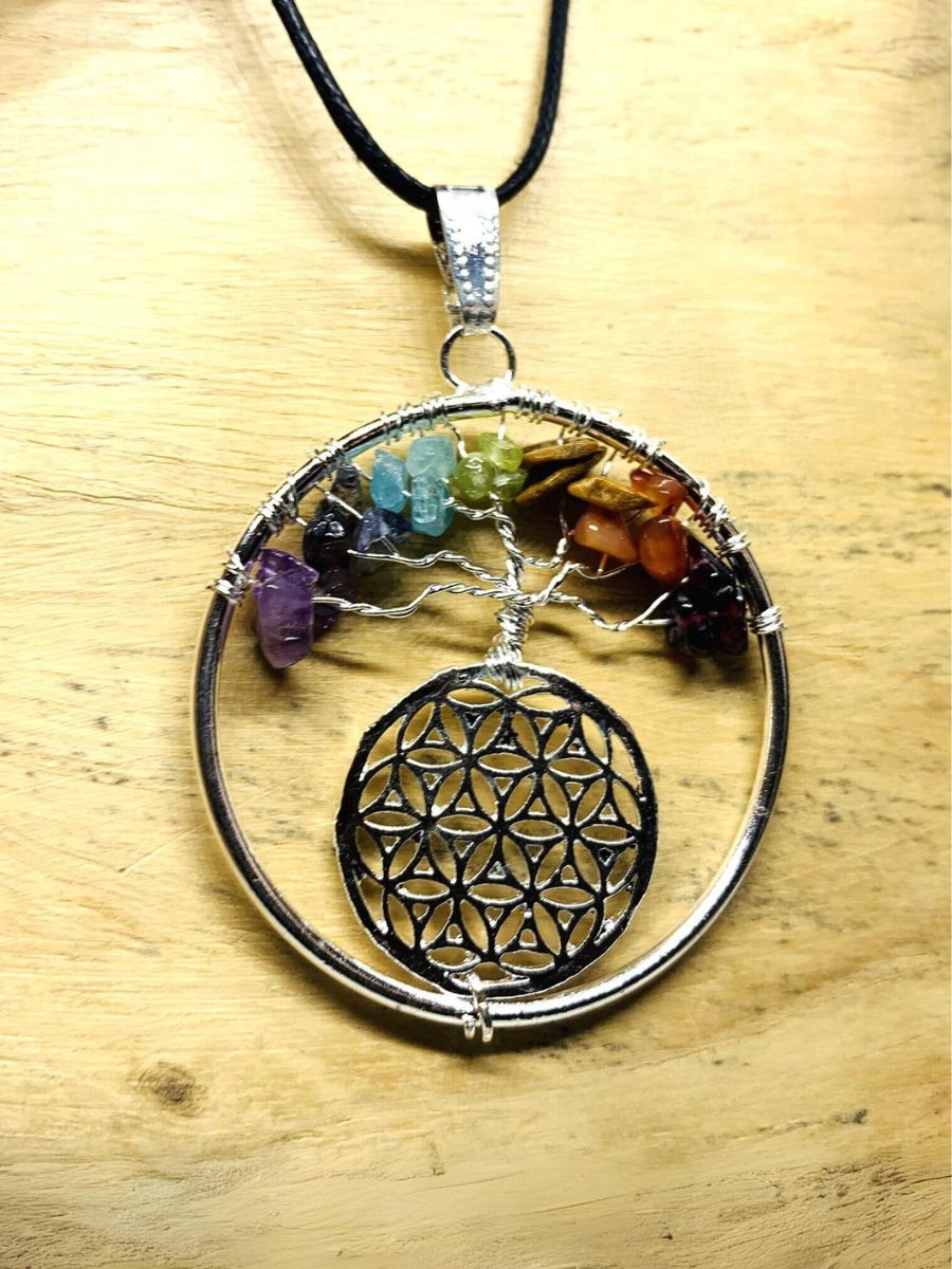chakra necklace - flower of life pattern